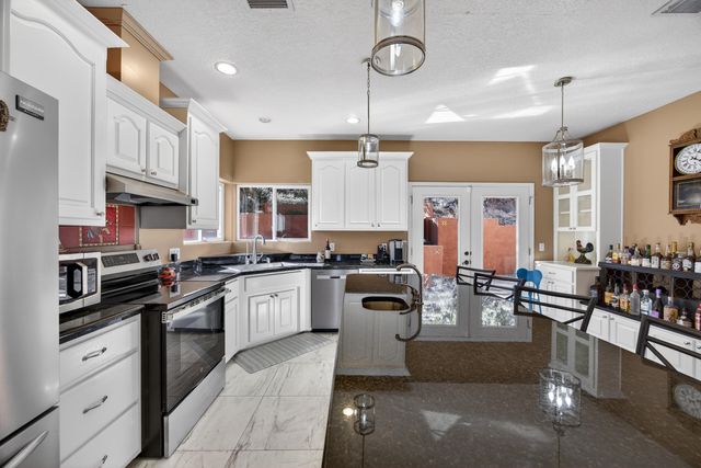 96 Sandia Mountain Ranch Drive, Tijeras, NM 87059