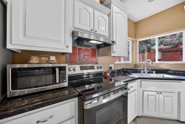 96 Sandia Mountain Ranch Drive, Tijeras, NM 87059