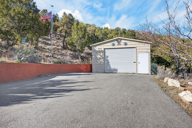 96 Sandia Mountain Ranch Drive, Tijeras, NM 87059