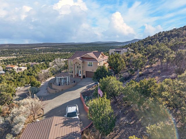 96 Sandia Mountain Ranch Drive, Tijeras, NM 87059
