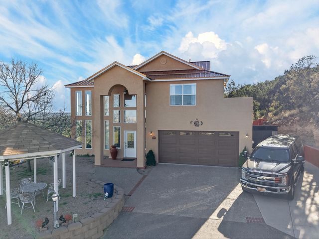 96 Sandia Mountain Ranch Drive, Tijeras, NM 87059