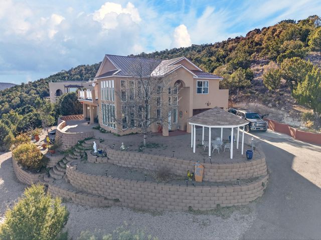 96 Sandia Mountain Ranch Drive, Tijeras, NM 87059