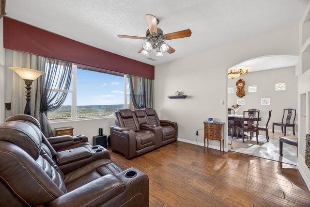 96 Sandia Mountain Ranch Drive, Tijeras, NM 87059