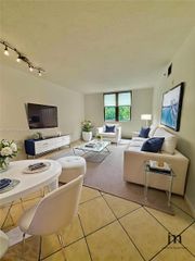 2630 SW 28th St 38, Miami, FL 33133
