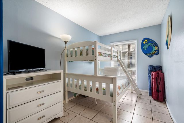 230 MEDALLION BOULEVARD E, Madeira Beach, FL 33708