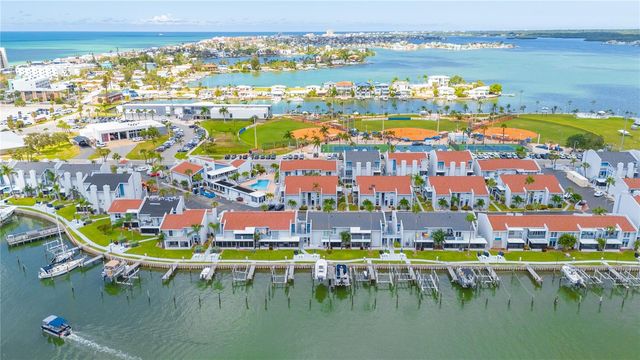 230 MEDALLION BOULEVARD E, Madeira Beach, FL 33708