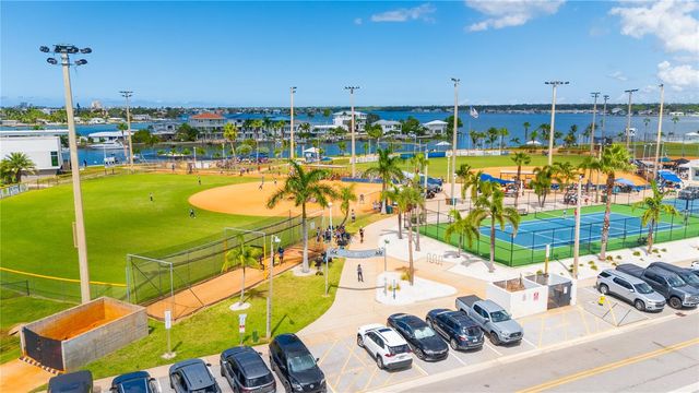 230 MEDALLION BOULEVARD E, Madeira Beach, FL 33708