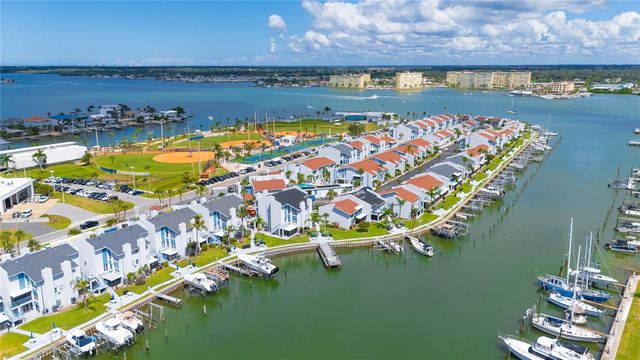 230 MEDALLION BOULEVARD E, Madeira Beach, FL 33708