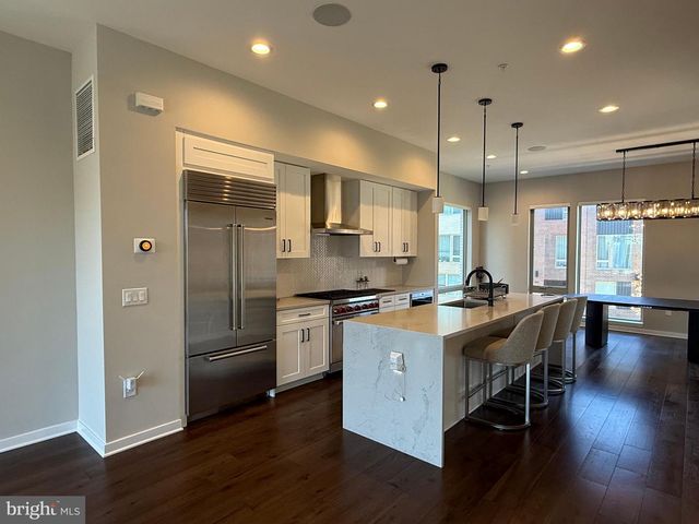 3119 PIERVIEW LN, Philadelphia, PA 19125