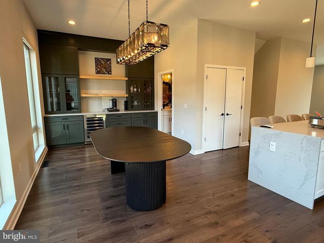 3119 PIERVIEW LN, Philadelphia, PA 19125