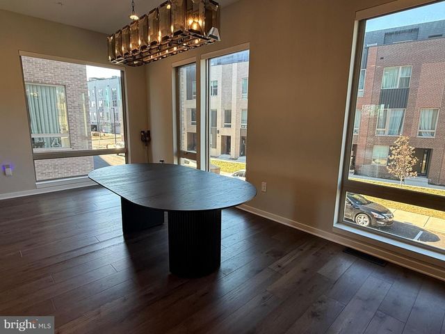 3119 PIERVIEW LN, Philadelphia, PA 19125