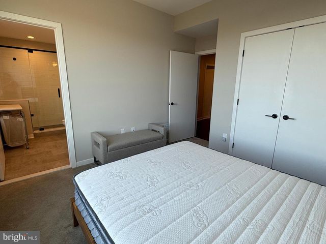 3119 PIERVIEW LN, Philadelphia, PA 19125