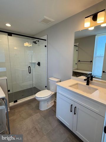 3119 PIERVIEW LN, Philadelphia, PA 19125