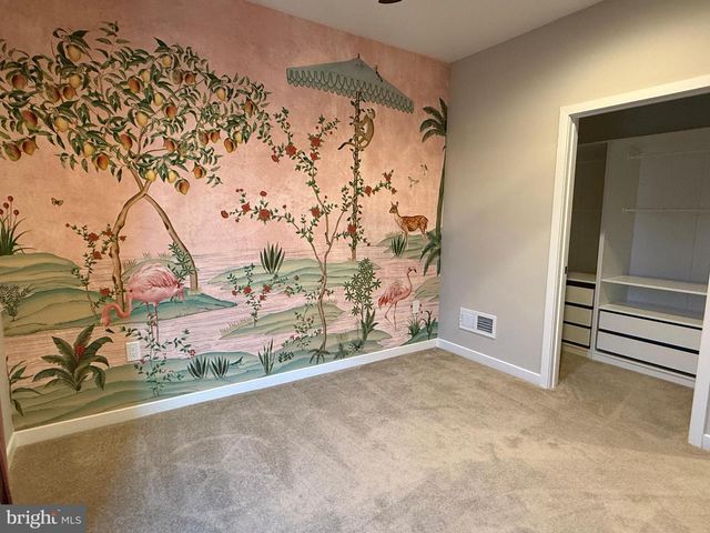 3119 PIERVIEW LN, Philadelphia, PA 19125