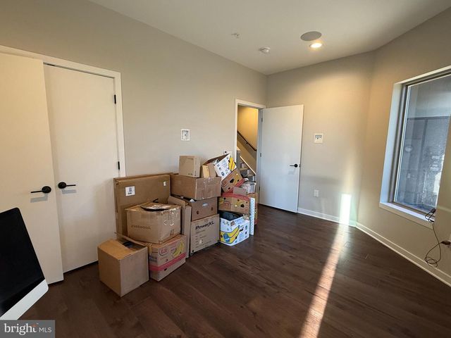 3119 PIERVIEW LN, Philadelphia, PA 19125