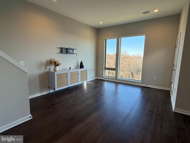 3119 PIERVIEW LN, Philadelphia, PA 19125