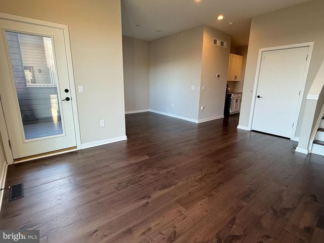 3119 PIERVIEW LN, Philadelphia, PA 19125