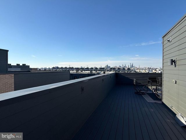 3119 PIERVIEW LN, Philadelphia, PA 19125