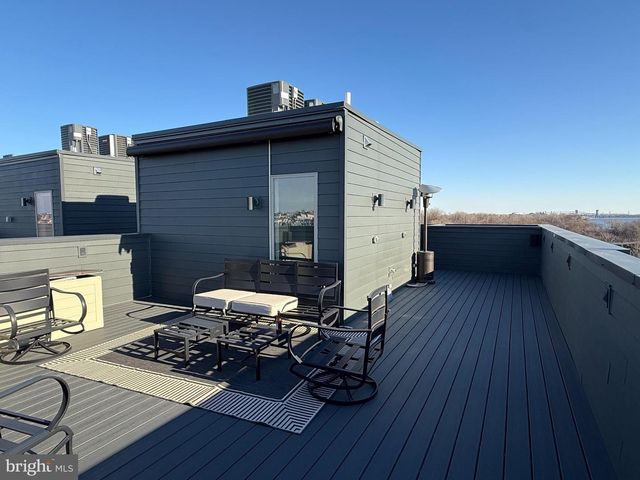 3119 PIERVIEW LN, Philadelphia, PA 19125