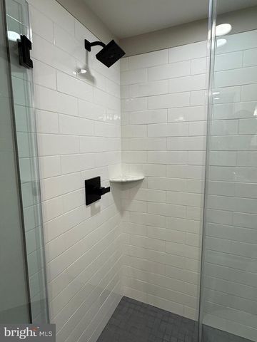 3119 PIERVIEW LN, Philadelphia, PA 19125