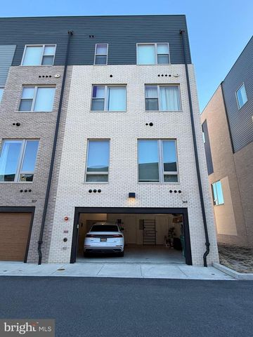 3119 PIERVIEW LN, Philadelphia, PA 19125