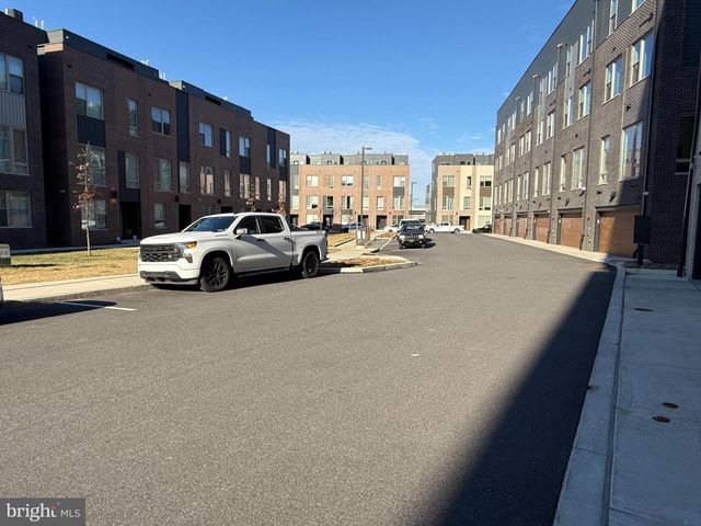 3119 PIERVIEW LN, Philadelphia, PA 19125