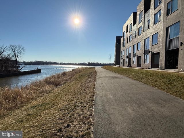 3119 PIERVIEW LN, Philadelphia, PA 19125