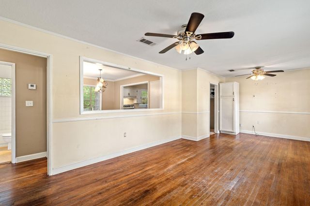 713 Myrtle St., Hattiesburg, MS 39401