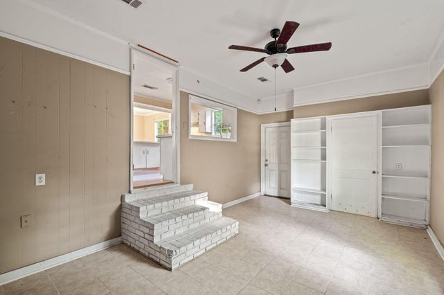 713 Myrtle St., Hattiesburg, MS 39401