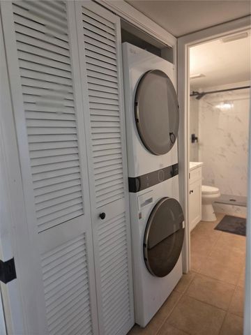 3062 EASTLAND BOULEVARD 202, Clearwater, FL 33761