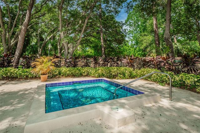 3062 EASTLAND BOULEVARD 202, Clearwater, FL 33761