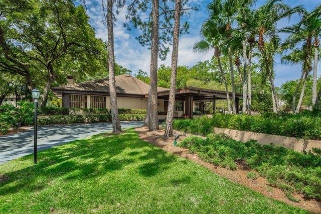 3062 EASTLAND BOULEVARD 202, Clearwater, FL 33761