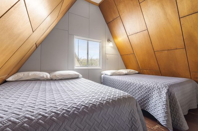 353 Deep Water Circle, Reeds Spring, MO 65737