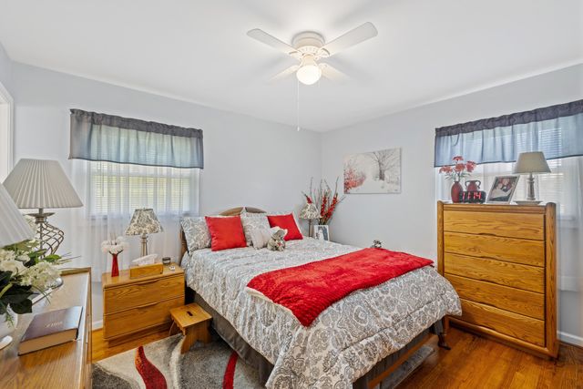 2399 HIGHVIEW CIR, Staunton, VA 24401