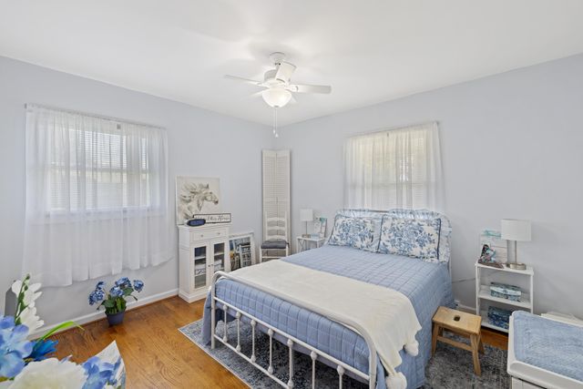 2399 HIGHVIEW CIR, Staunton, VA 24401
