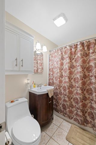 2399 HIGHVIEW CIR, Staunton, VA 24401