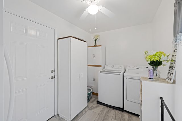 2399 HIGHVIEW CIR, Staunton, VA 24401