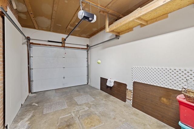2399 HIGHVIEW CIR, Staunton, VA 24401
