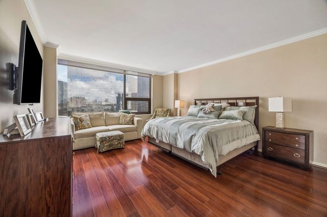 15 Greenway Plaza 10E, Houston, TX 77046