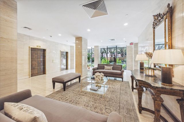 15 Greenway Plaza 10E, Houston, TX 77046