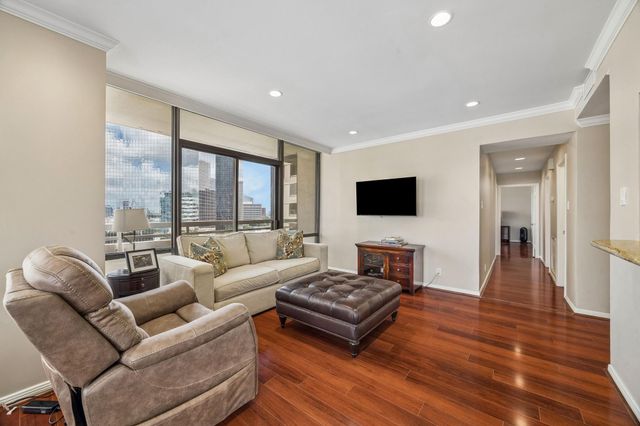 15 Greenway Plaza 10E, Houston, TX 77046