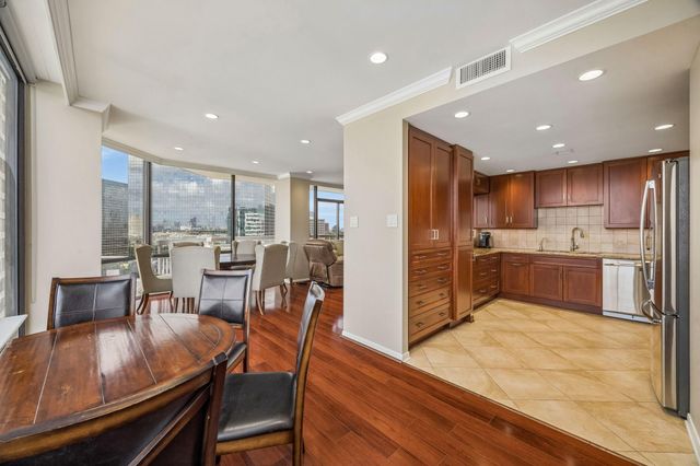 15 Greenway Plaza 10E, Houston, TX 77046