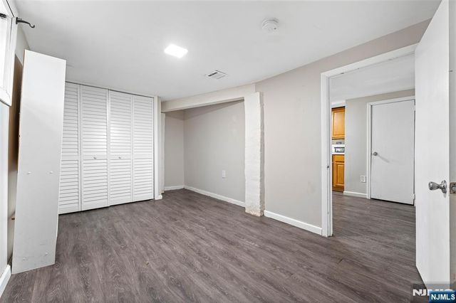 96 11th Avenue, Newark, NJ 07107