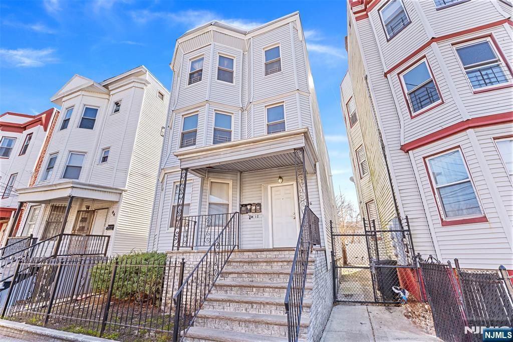 96 11th Avenue, Newark, NJ 07107
