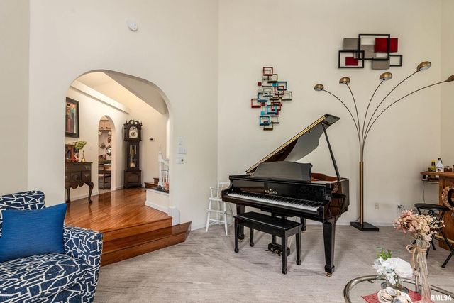 173 Lake Indian Hills Circle, Carbondale, IL 62902