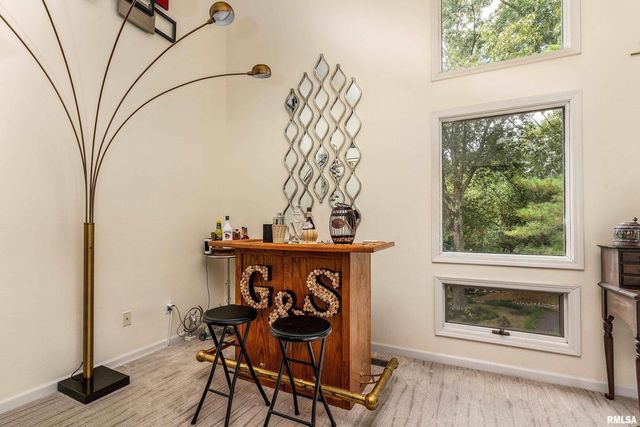 173 Lake Indian Hills Circle, Carbondale, IL 62902