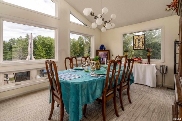 173 Lake Indian Hills Circle, Carbondale, IL 62902