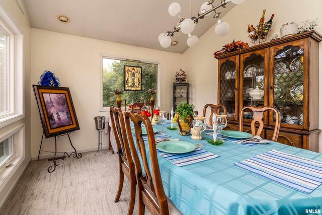 173 Lake Indian Hills Circle, Carbondale, IL 62902