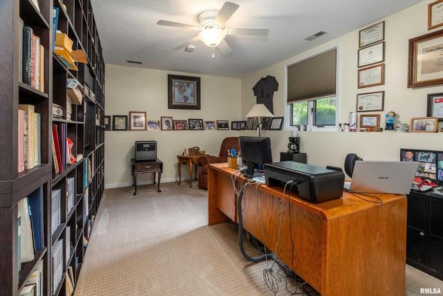 173 Lake Indian Hills Circle, Carbondale, IL 62902