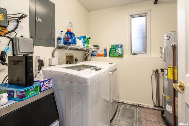 173 Lake Indian Hills Circle, Carbondale, IL 62902